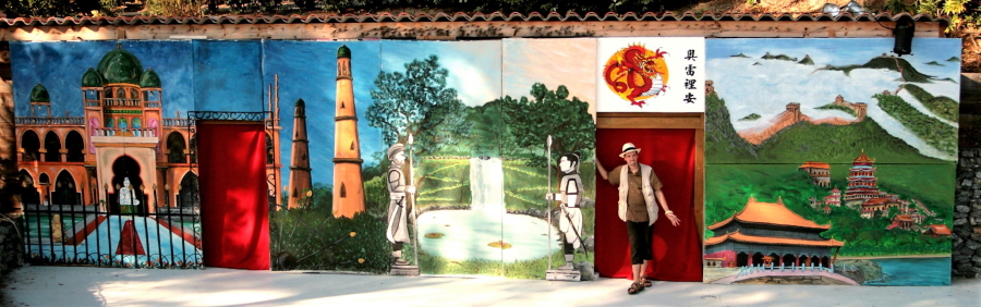 décor d'un spectacle de l'inde à la chine